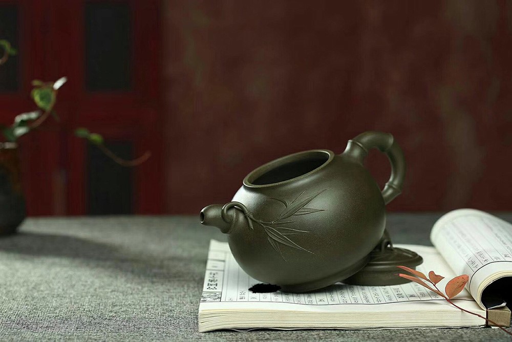 强国青作品 圆竹