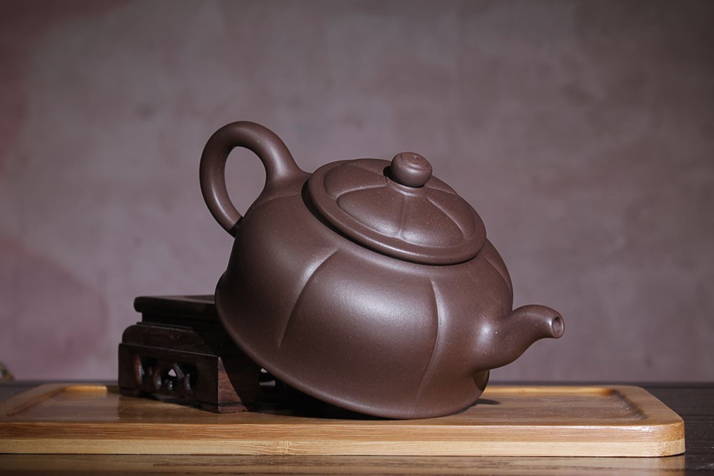 强国青作品 半菊