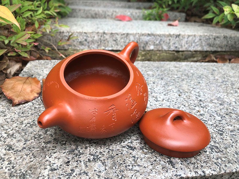 强国青作品 矮石瓢