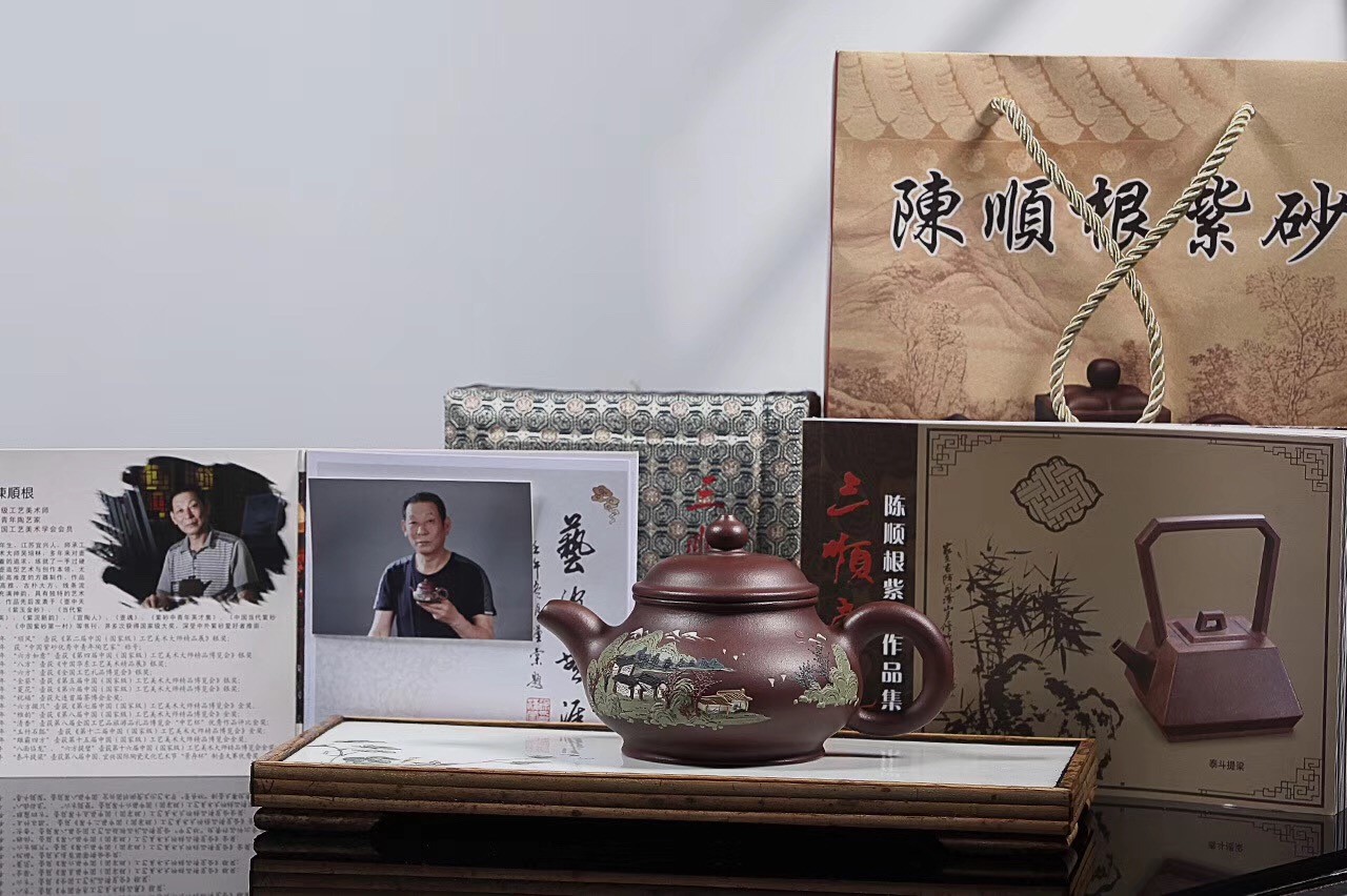 陈顺根作品 泥绘潘壶