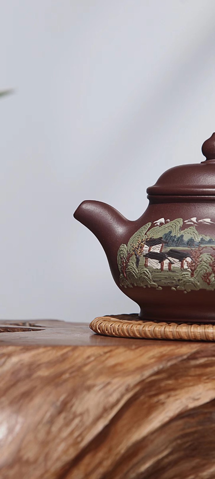 陈顺根作品 泥绘潘壶