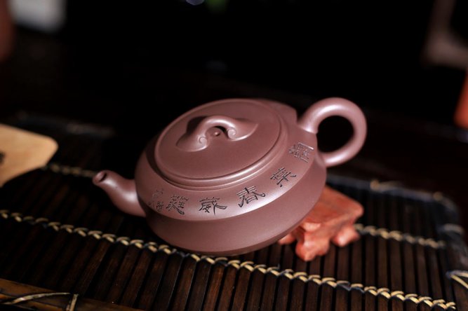 蒋峰作品 兰叶春葳蕤