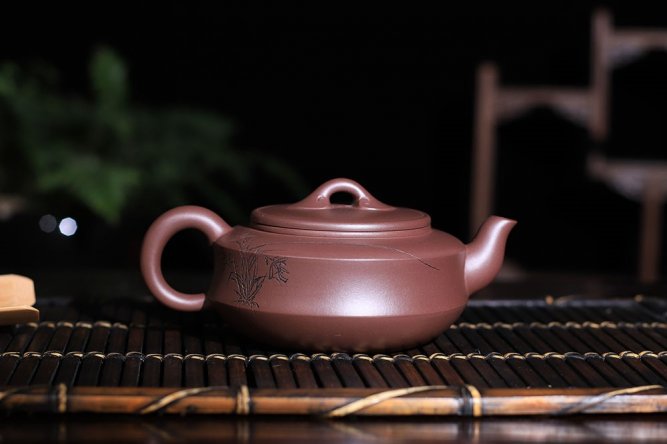 蒋峰作品 兰叶春葳蕤