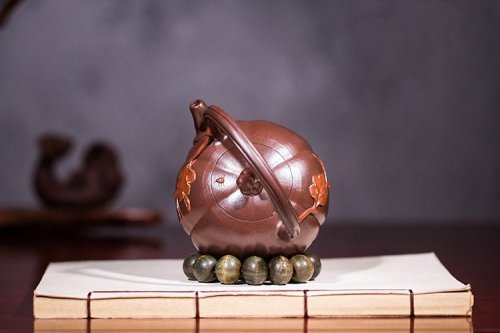 王玉芳作品 南瓜提梁