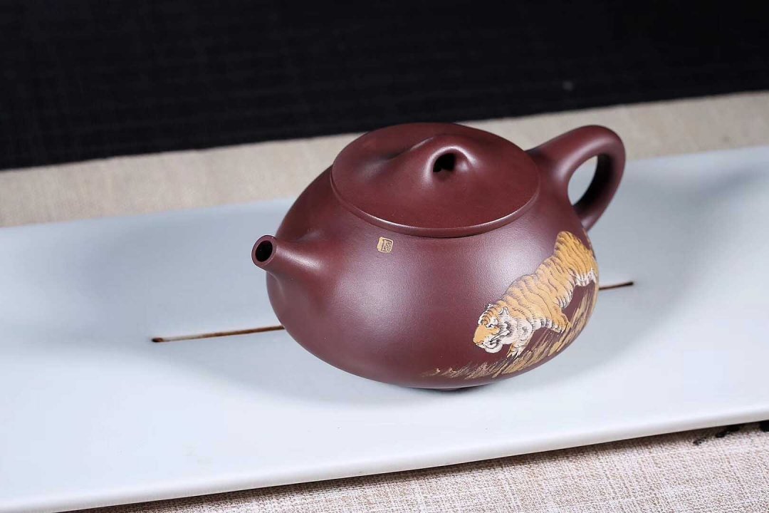 杨军保作品 雄风石瓢