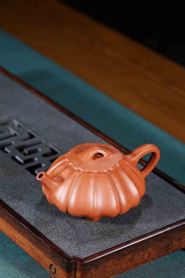 杨军保作品 菱花石瓢
