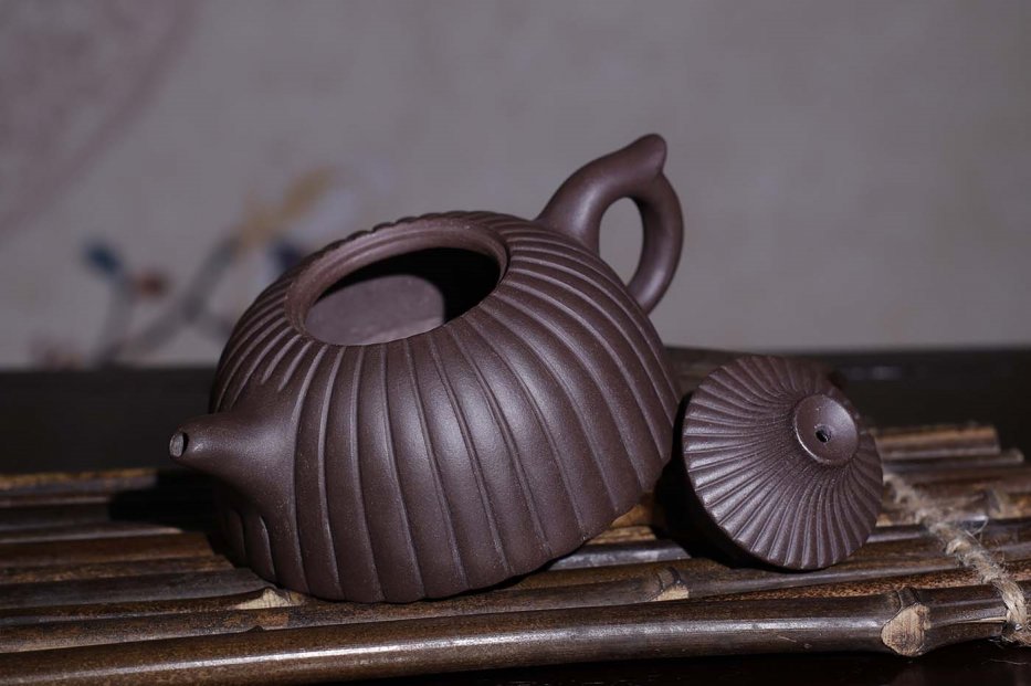 卢小伟作品 半月菊