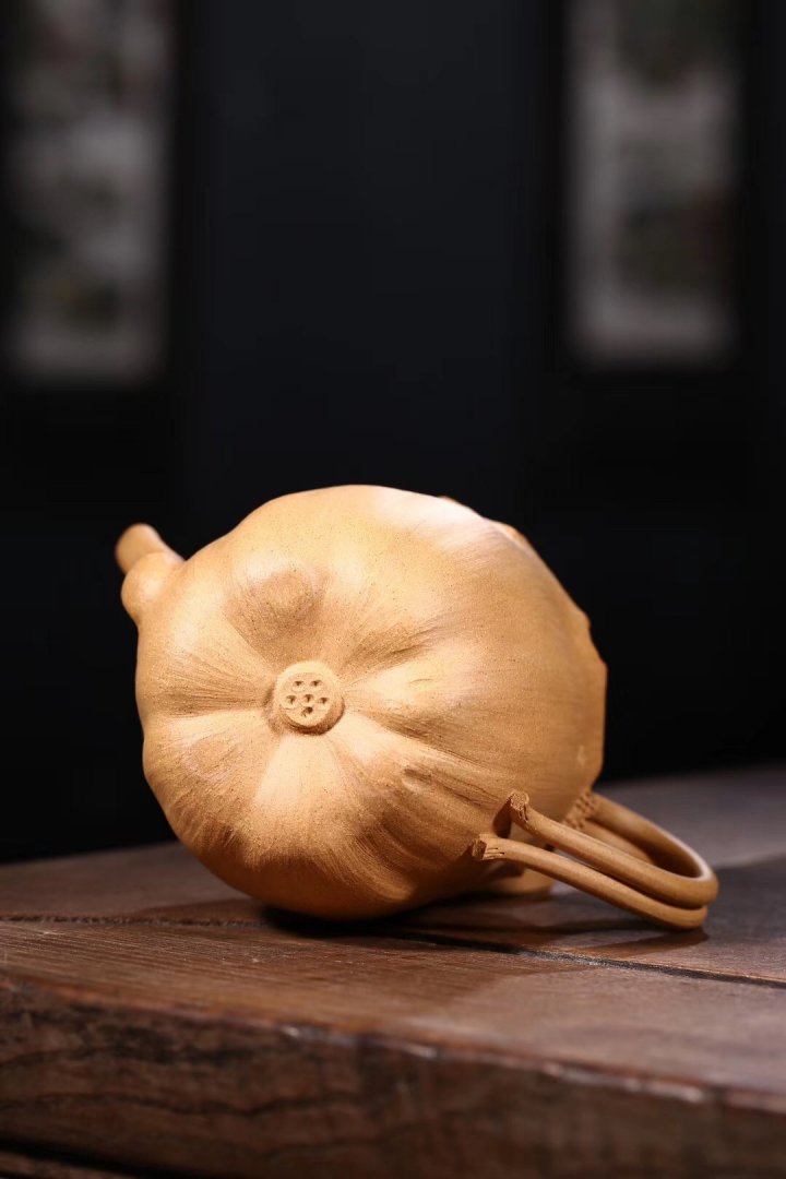 沈洪斌作品 莲莲高升