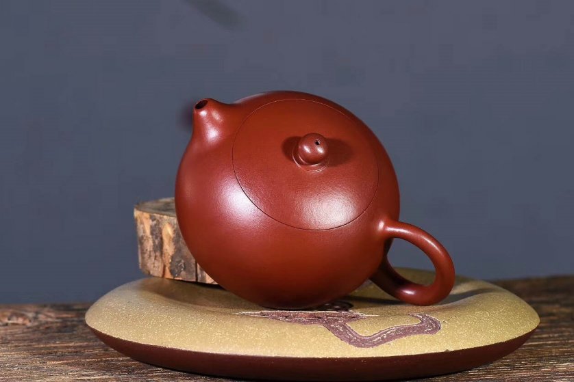 戚志君作品 卡盖西施