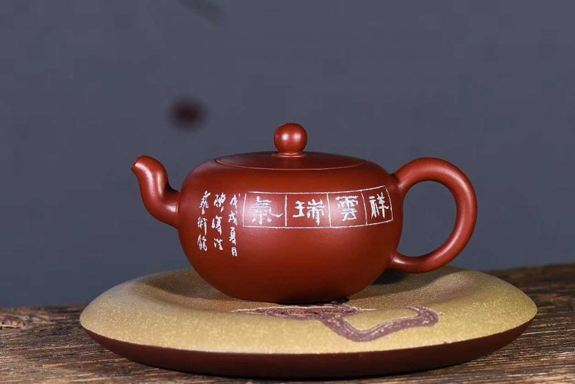 陈复澄作品 一粒珠