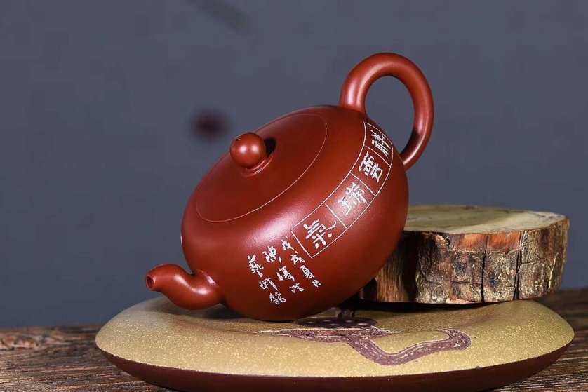 陈复澄作品 一粒珠
