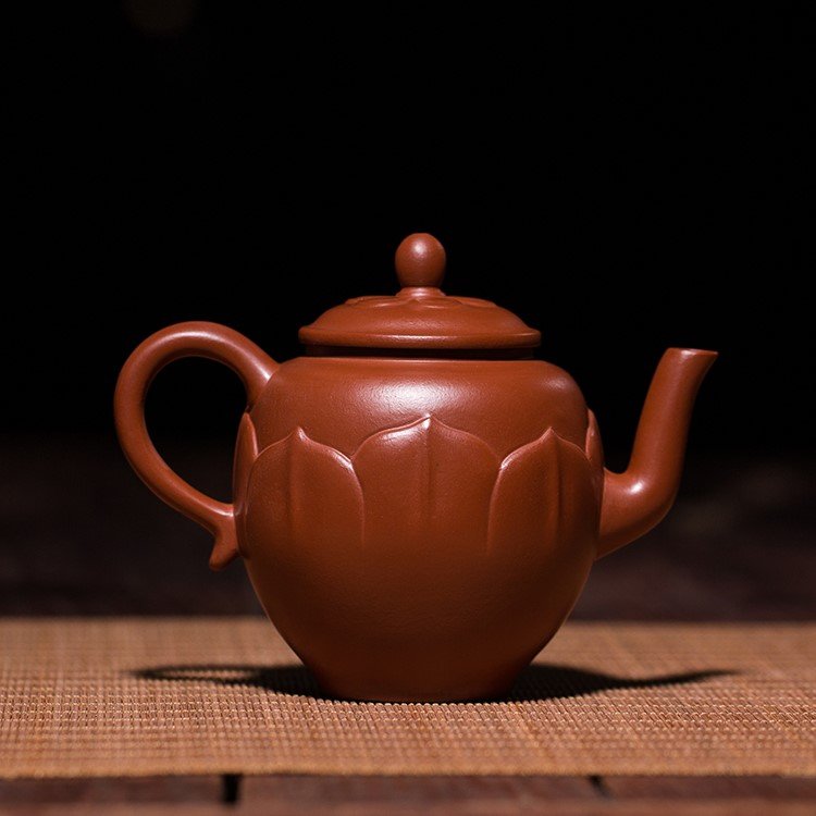蒋华福作品 菱花宫灯