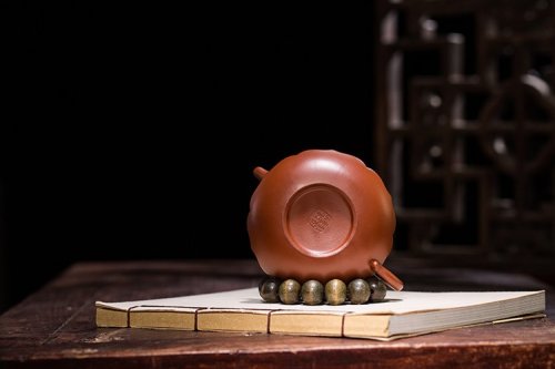 蒋华福作品 凌波仙子