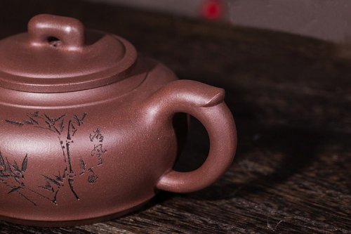 范秋琴作品 玉润