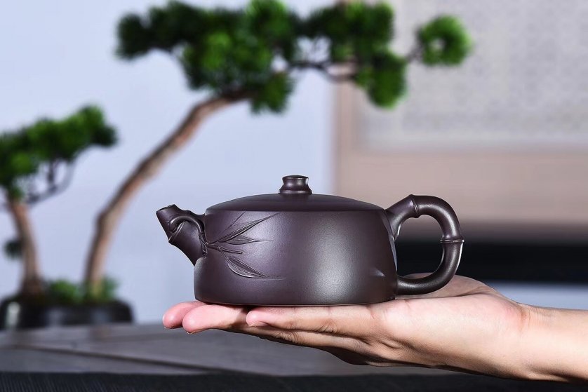 戚志君作品 竹节天际