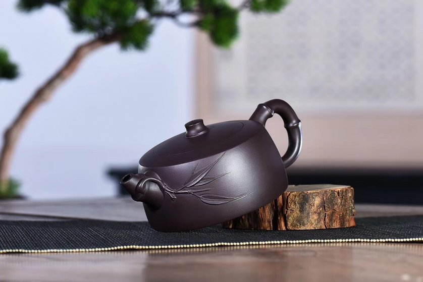 戚志君作品 竹节天际