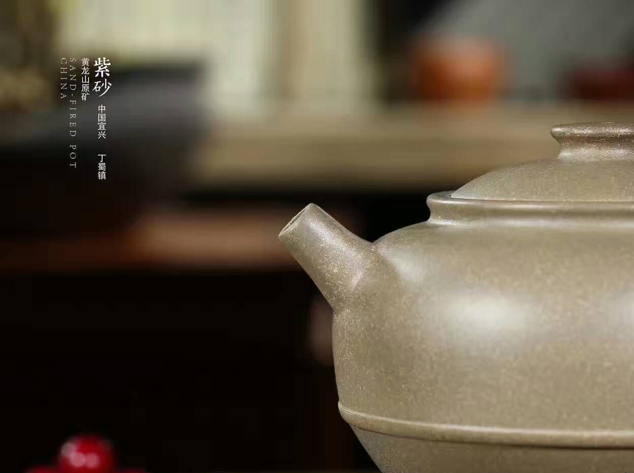 钱文英作品 小巨轮