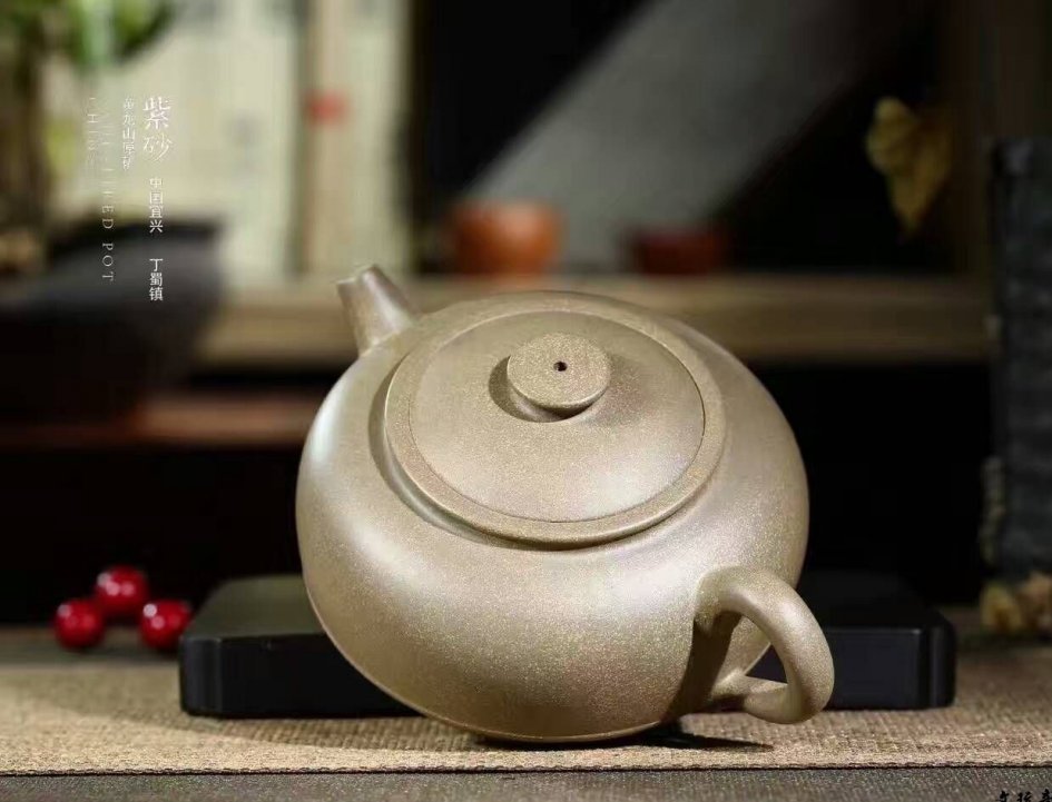 钱文英作品 小巨轮