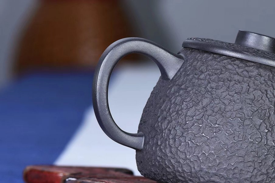 戚志君作品 巨轮
