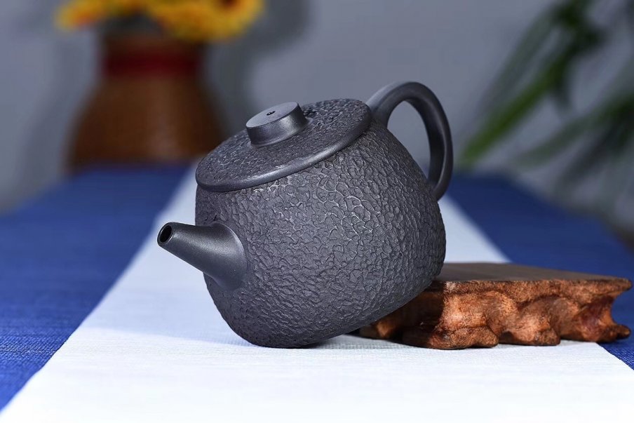 戚志君作品 巨轮