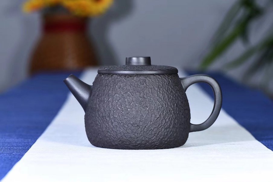 戚志君作品 巨轮