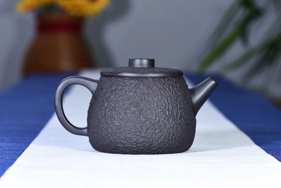 戚志君作品 巨轮