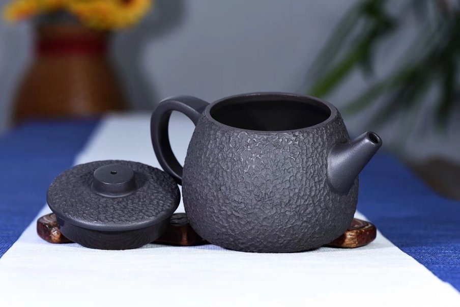 戚志君作品 巨轮
