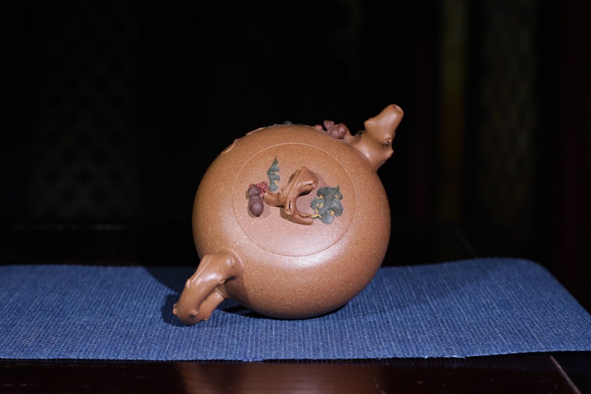 陈亚萍作品 松鼠葡萄