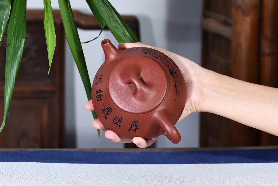 戚志君作品 景舟石瓢