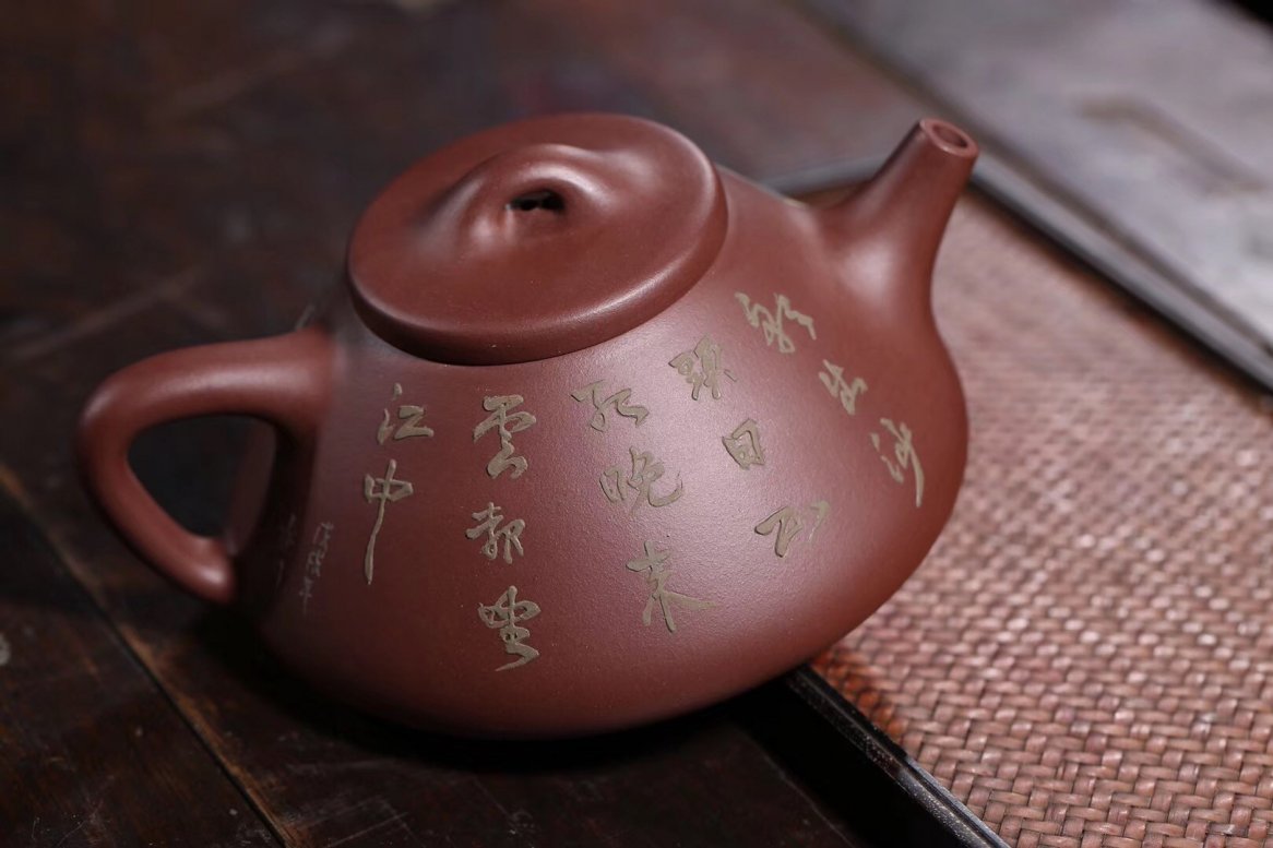 张伟军作品 泥绘石瓢