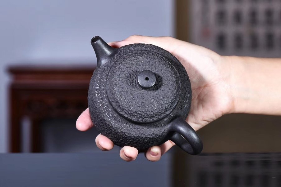 戚志君作品 德钟
