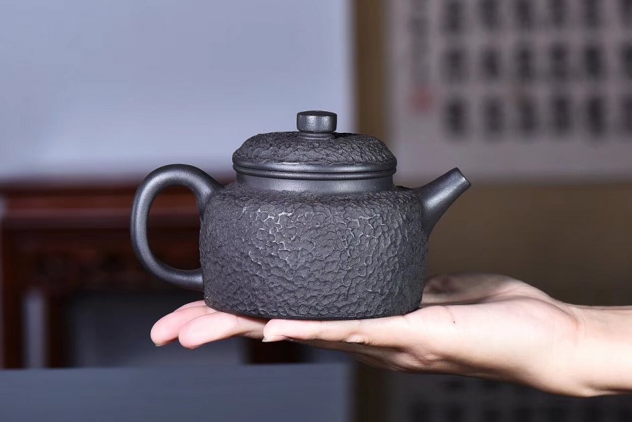 戚志君作品 德钟