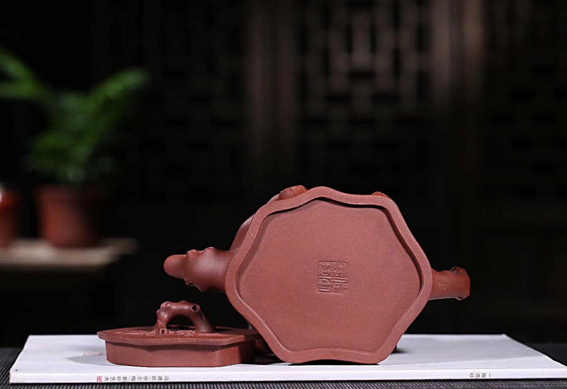 张伟军作品 梅桩