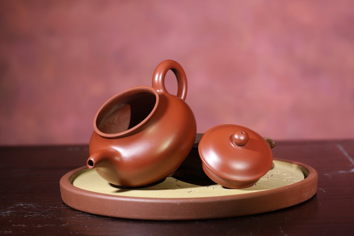 卢小伟作品 潘壶