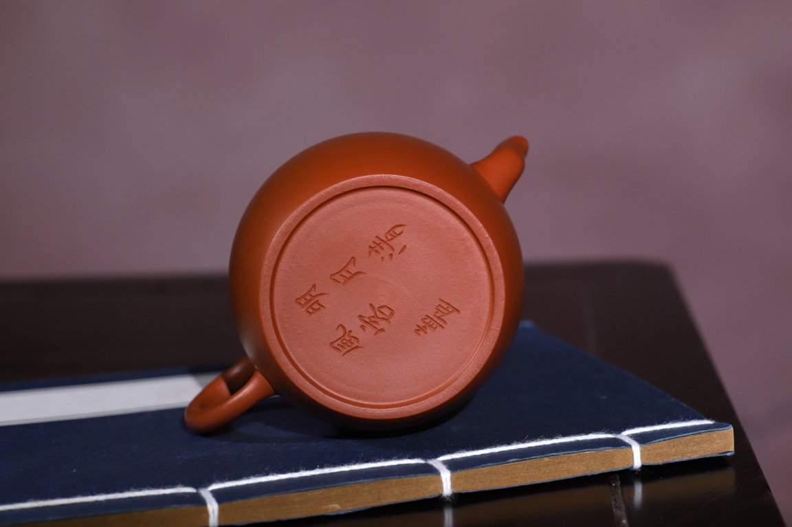 徐峰作品 孟臣壶德钟