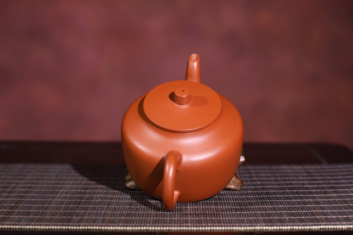 悠然紫砂作品 孟臣德钟壶