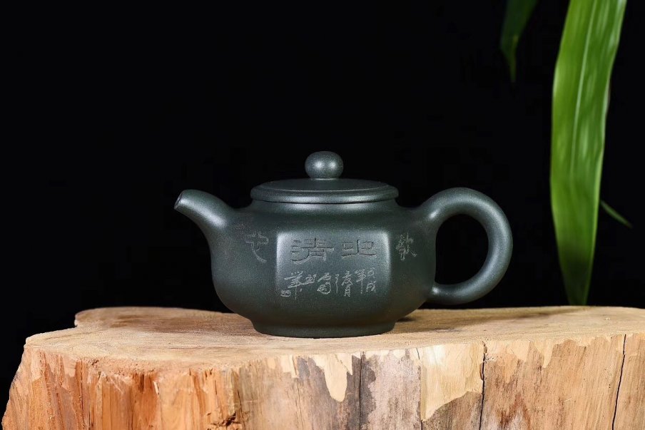 陈顺根作品 风华壶