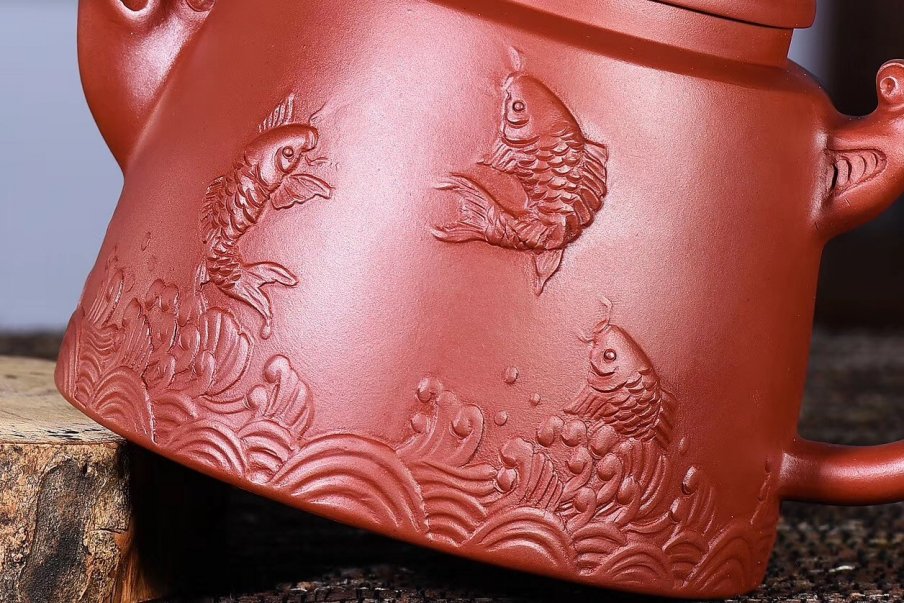 戚志君作品 鱼跃龙门
