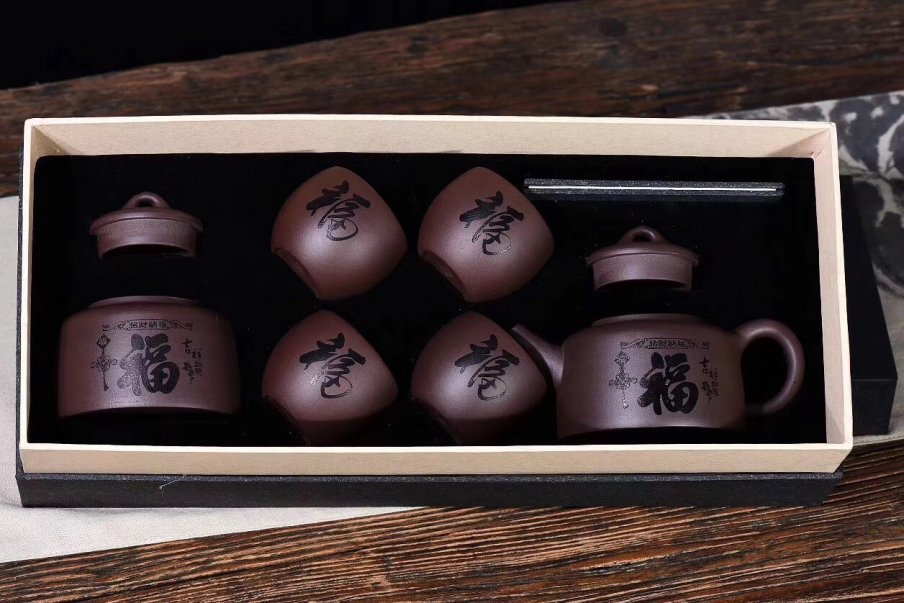 谢新平作品 招财纳福