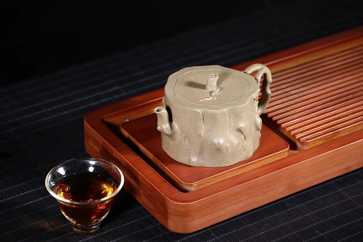 张伟军作品 树桩