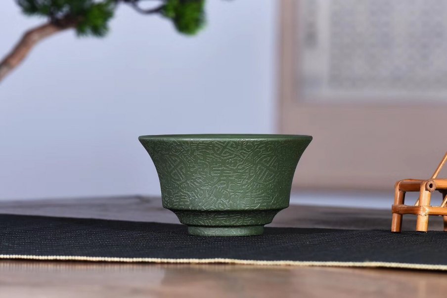 董正强作品 百寿盖碗