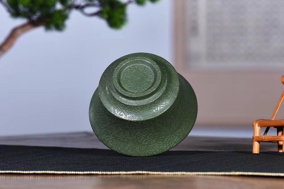 董正强作品 百寿盖碗