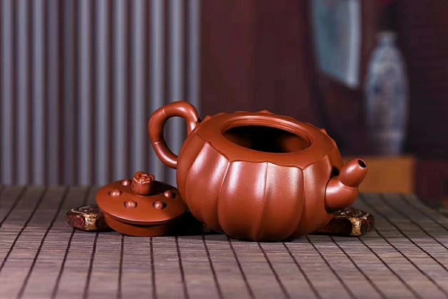 陈浩作品 莲子壶