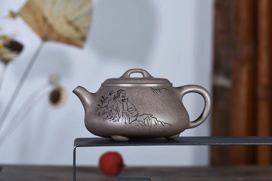 戚志君作品 三足影瓢