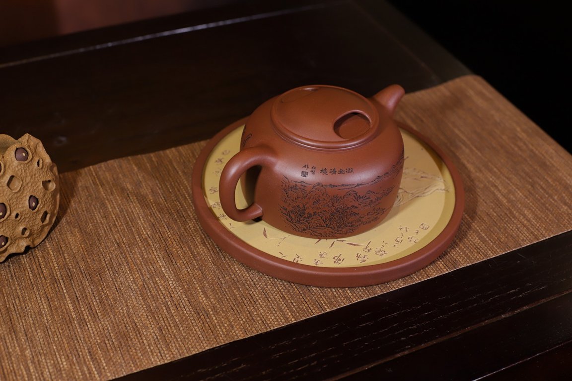 梅任智作品 牛盖莲子