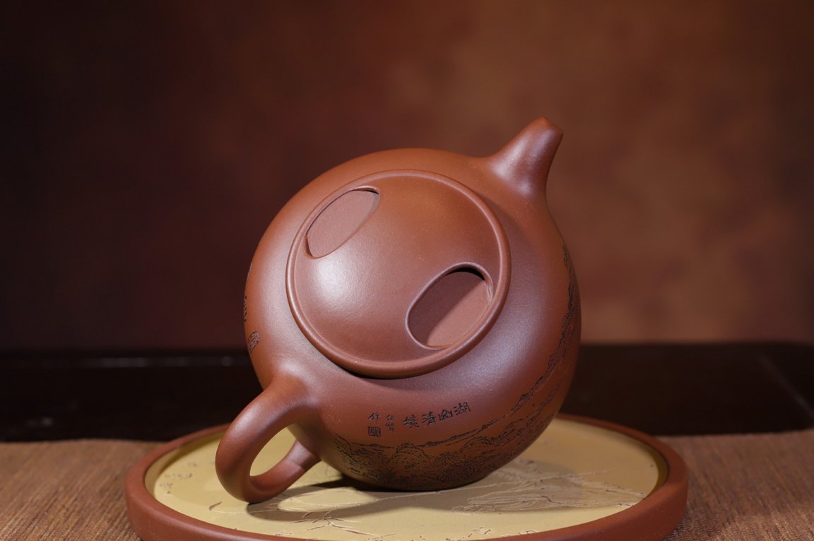 梅任智作品 牛盖莲子