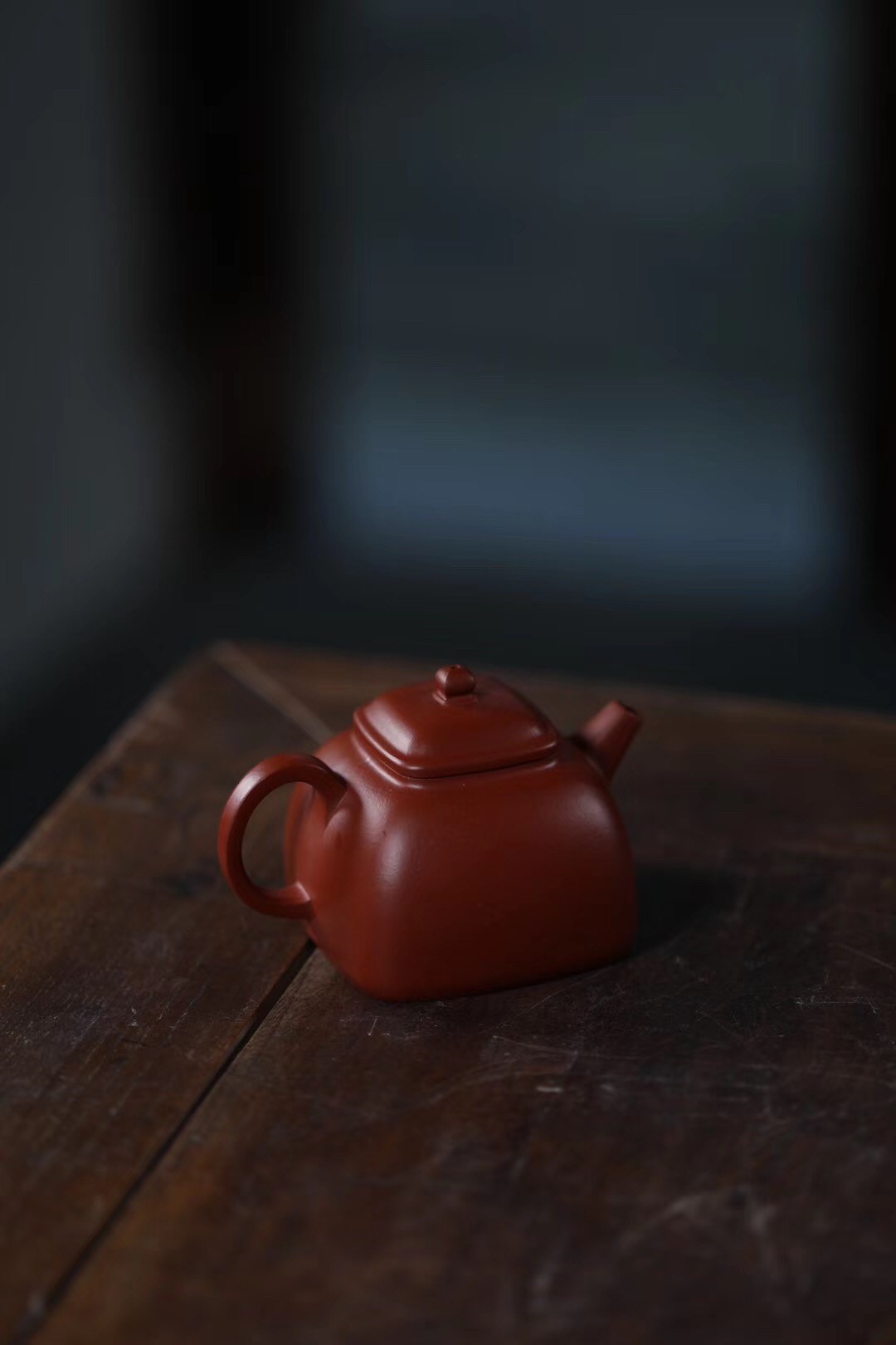 洪扣娣作品 坦然四方