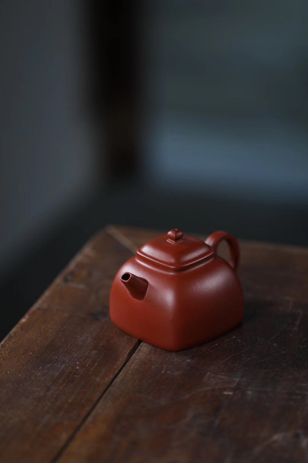 洪扣娣作品 坦然四方