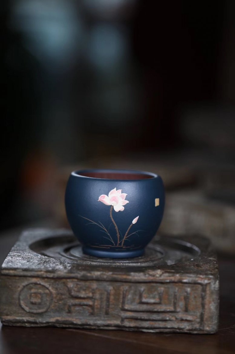 悠然紫砂作品 泥绘堆绘紫砂杯