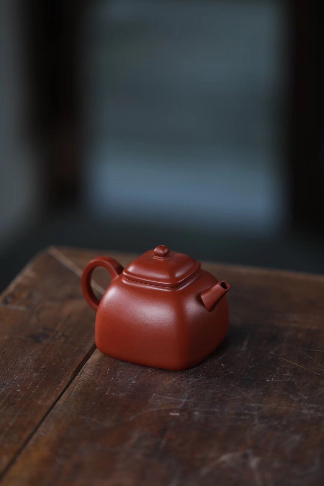 洪扣娣作品 坦然四方